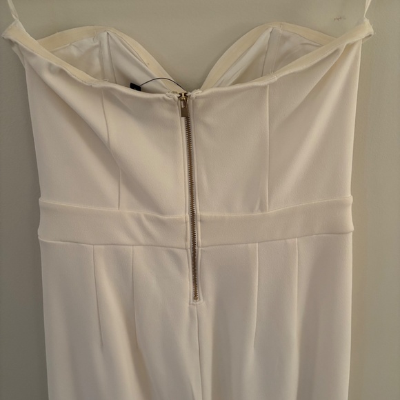 With tags Express jumpsuit - Picture 4 of 4